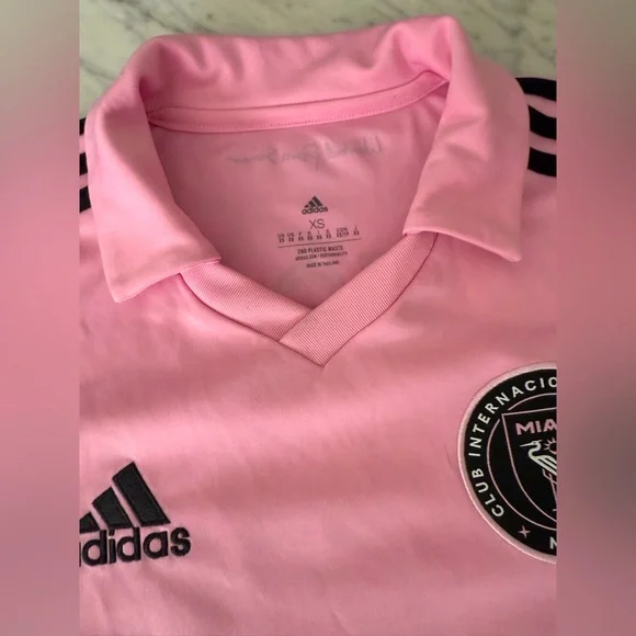Adidas Inter Miami Home Jersey (Pink) socks included - Picture 3 of 8